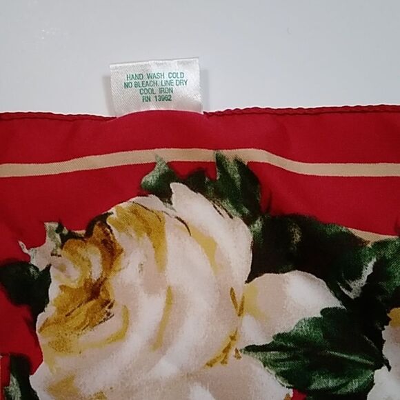 Vintage 100% Polyester Made In Italy Women Scarf Size 34x34 main image 4